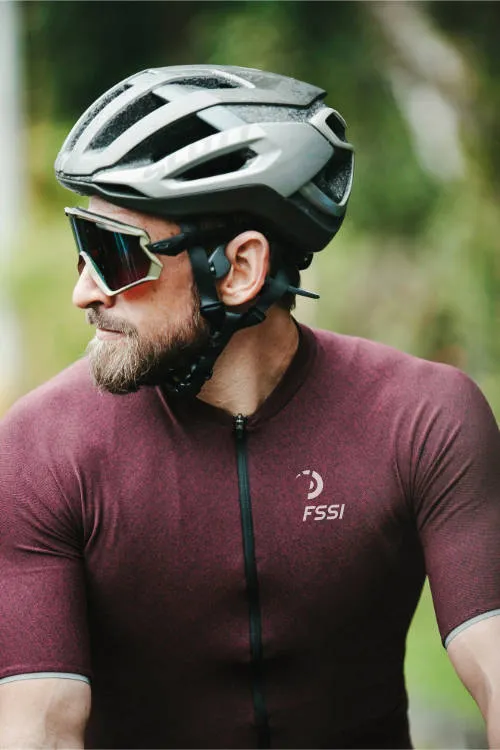 Logo per concorso nuovo logo Federazione Sport Sordi Italia - FSSI - Esempio di applicazione su abbigliamento
